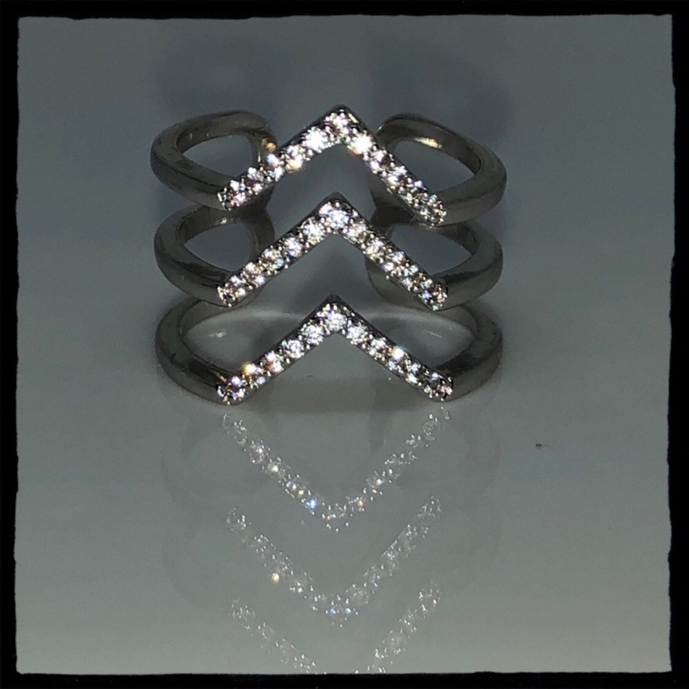 🔹✨NWT* - AAA Platinum Plated MM Diamonds Adj Ring